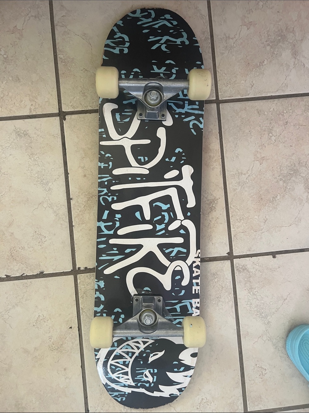 Graphic Black & Light Blue Skateboard - Complete Deck